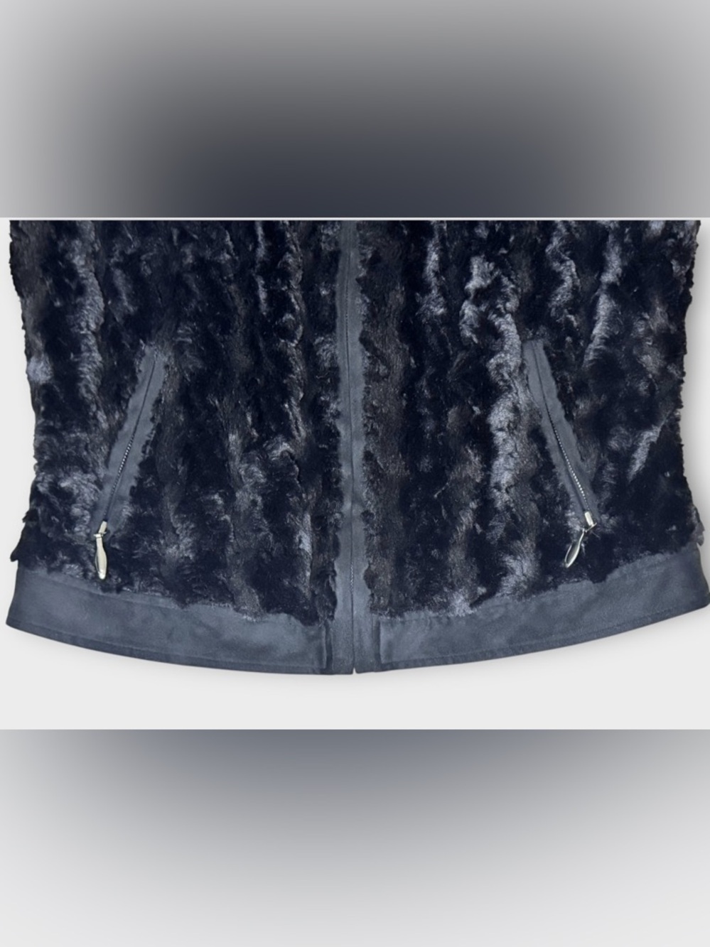 Doncaster Black Faux Fur Zip Vest, Size 10 - Picture 4 of 10